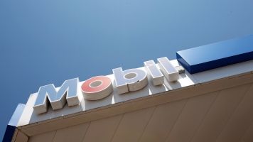 Senate Recess Could Be Good News For Exxon Mobil (And Russia)