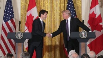 Trudeau Says He Won't 'Lecture' Trump on Syrian Refugee Ban