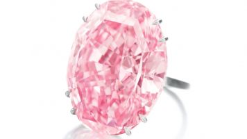 A Huge Pink Diamond Is The Most Expensive Jewel Ever Sold At Auction