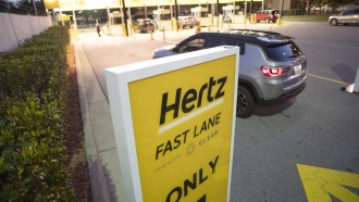 Hertz Orders 100,000 Teslas, Among Largest EV Purchases Ever