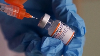Pfizer Opens Study Of Omicron-Specific COVID-19 Vaccine