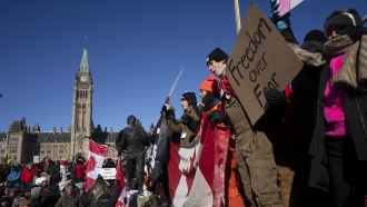 Canadians protesting measures taken by authorities to curb the spread of COVID.