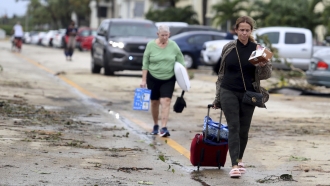 People Trapped, 2.5M Without Power As Ian Drenches Florida