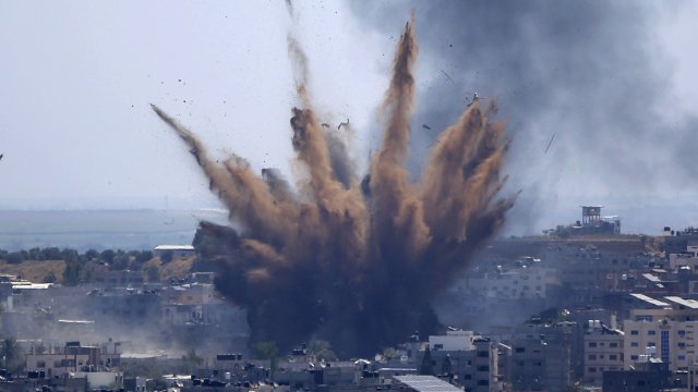 Netanyahu Says Hamas Using Civilians As 'Human Shields'