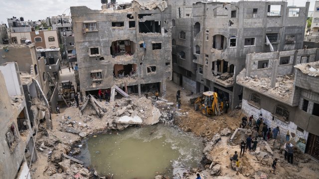 Gaza Rubble Revealed, U.S. Defends Israel's 'Right to Defend Itself'