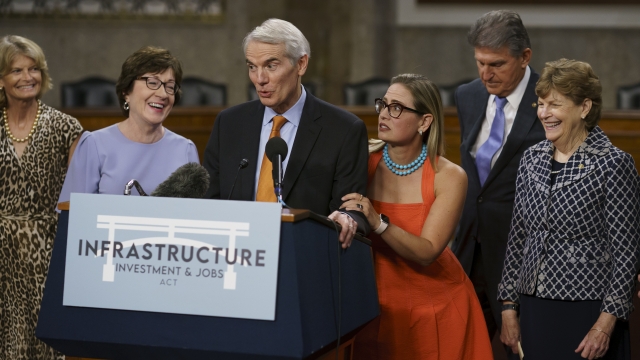 Senate Takes Up $1 Trillion Infrastructure Deal