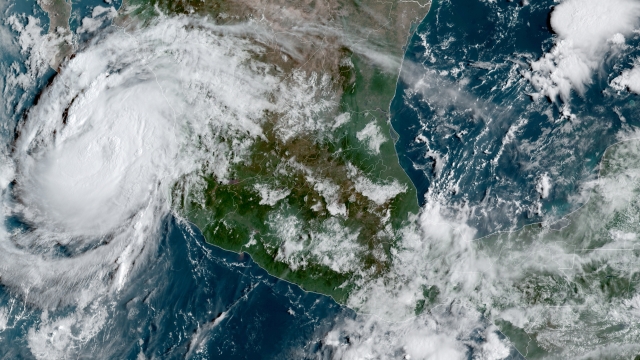 Hurricane Olaf Hits Mexico's Los Cabos Resorts At Category 2