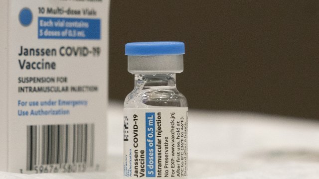 FDA Panel Considers Johnson & Johnson COVID-19 Vaccine Boosters