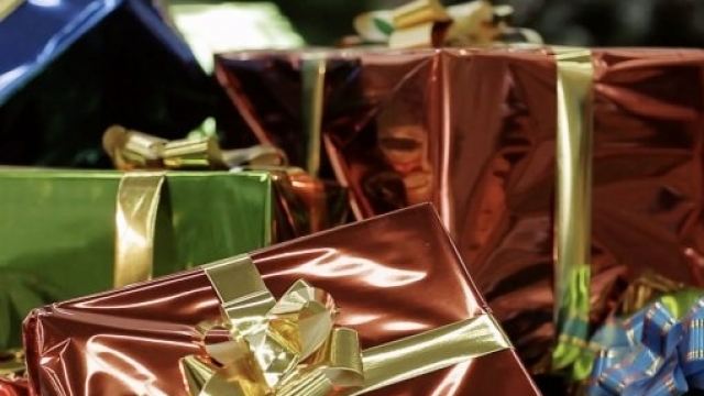 Holiday Donations: How To Avoid Charity Scams