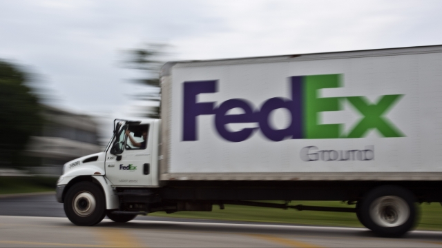 FedEx Warns Of Shipping Delays Due To Winter Storm