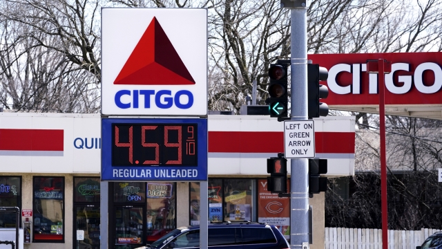 Democrats Accuse Oil Companies Of 'Rip Off' On Gas Prices