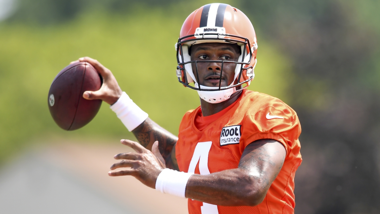 Cleveland Browns quarterback Deshaun Watson prepares to throw a pass during the NFL football team's training camp.